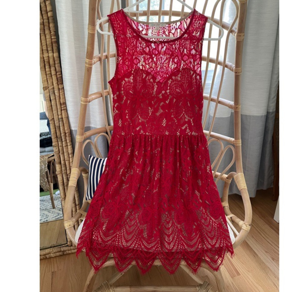 Sexy!! love, Fire Red Lace Sleeveless Fit-and-Flare Dress